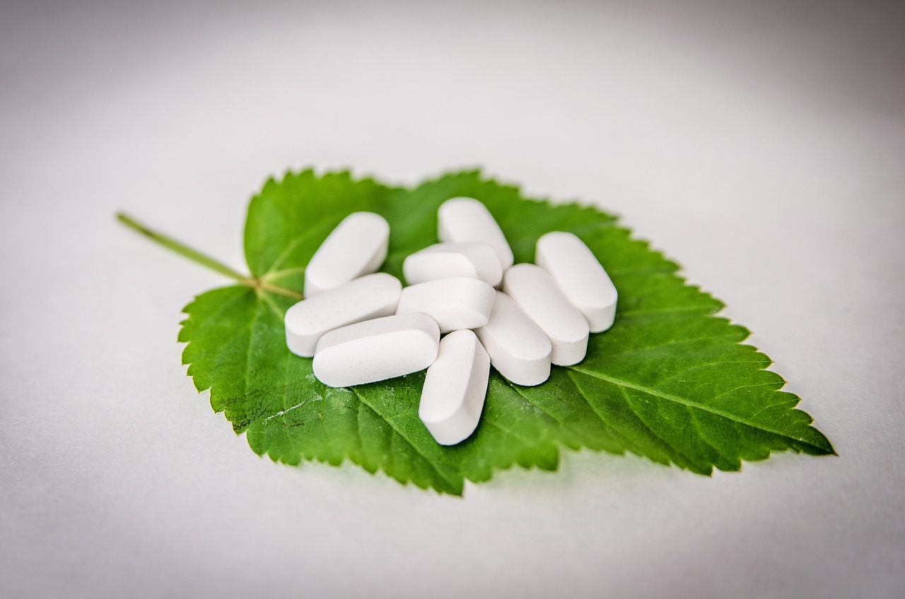 最新冠病毒症状概述与特点分析